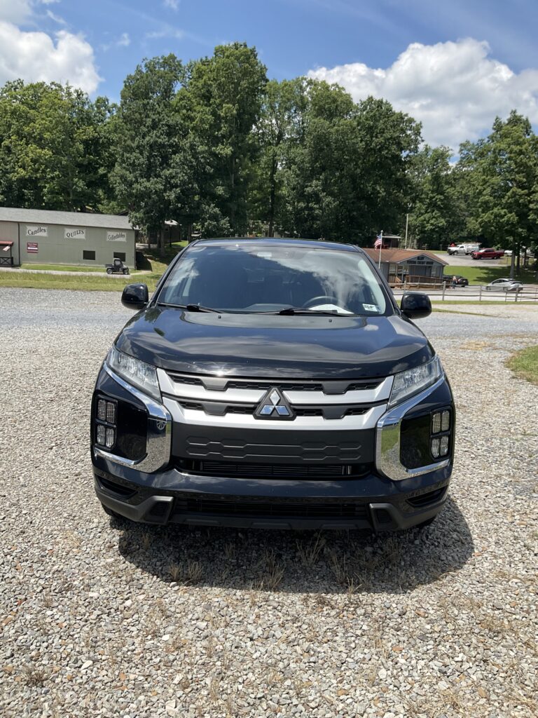 2022 Mits Outlander Sport LE
